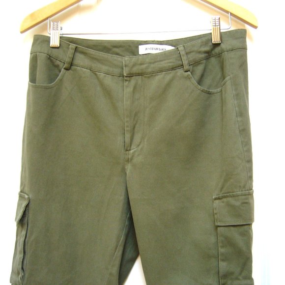 New Just Fabulous Cargo Pants Sz 30 - Picture 2 of 6